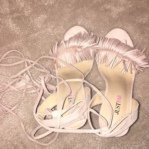 Like new! Blush fringe sandals